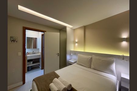 Quarto de apartamento à venda com 1 quarto, 34m² em Copacabana, Rio de Janeiro