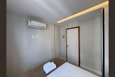 Quarto de apartamento à venda com 1 quarto, 34m² em Copacabana, Rio de Janeiro