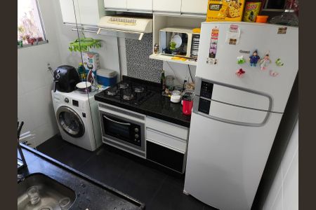 Apartamento para alugar com 2 quartos, 45m² em Califórnia, Belo Horizonte