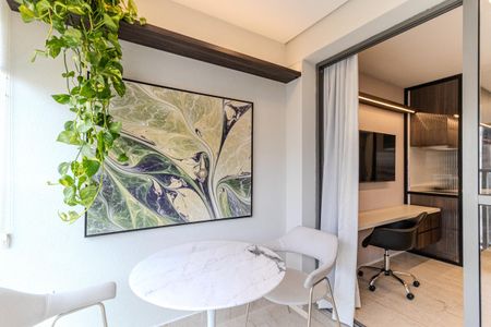 Varanda de kitnet/studio para alugar com 1 quarto, 33m² em Higienópolis, São Paulo