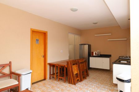 Apartamento para alugar com 39m², 2 quartos e 1 vagaÁrea comum - Salão de festas