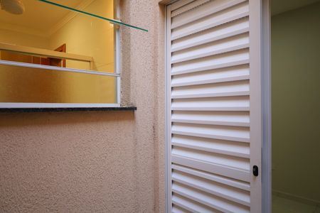 Apartamento para alugar com 39m², 2 quartos e 1 vagaVaranda