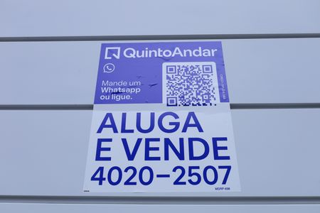 Apartamento para alugar com 39m², 2 quartos e 1 vagaPlaca instalada no portão do condomínio - Código da placa: MSRP-698