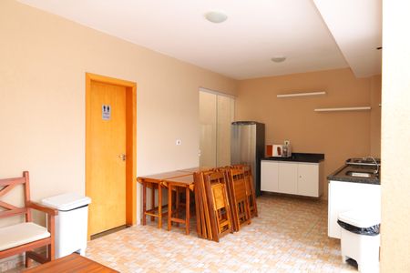 Apartamento para alugar com 39m², 2 quartos e 1 vagaÁrea comum - Salão de festas