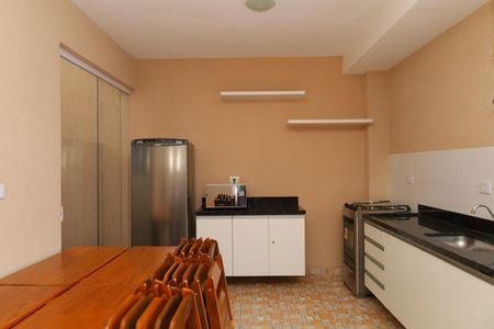 Apartamento para alugar com 39m², 2 quartos e 1 vagaÁrea comum - Salão de festas