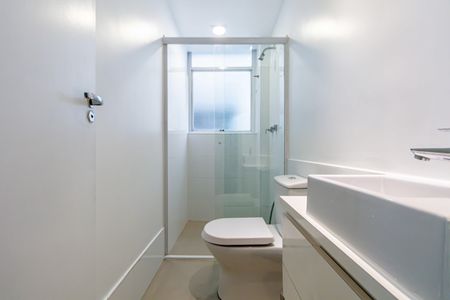 Apartamento para alugar com 95m², 2 quartos e 2 vagasBanheiro social