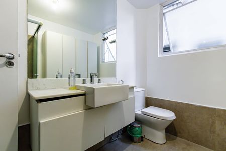 Apartamento para alugar com 95m², 2 quartos e 2 vagasBanheiro