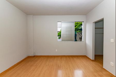 Apartamento à venda com 165m², 4 quartos e 2 vagasSuíte