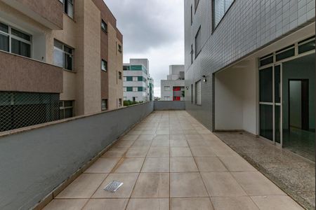Apartamento à venda com 165m², 4 quartos e 2 vagasÁrea externa