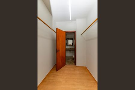 Apartamento à venda com 165m², 4 quartos e 2 vagasCloset da suíte