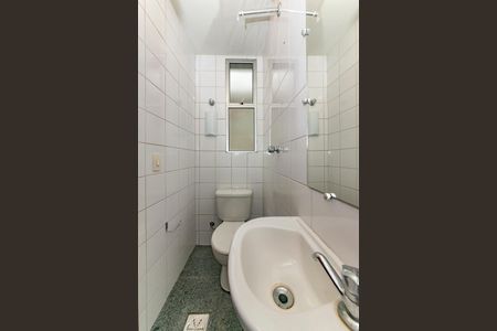 Apartamento à venda com 165m², 4 quartos e 2 vagasBanheiro de serviço