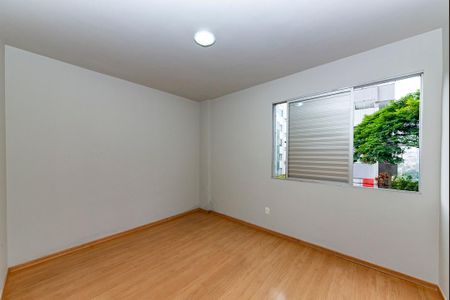 Apartamento à venda com 165m², 4 quartos e 2 vagasSuíte