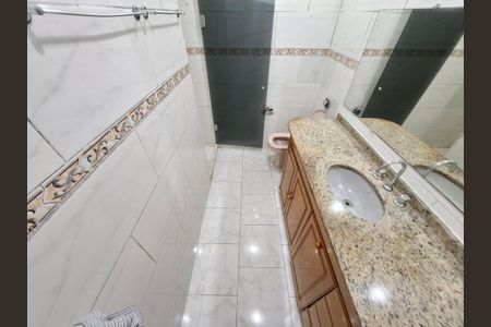 Apartamento para alugar com 103m², 3 quartos e sem vagaBanheiro 