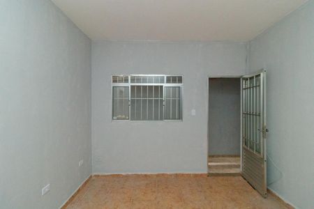Casa para alugar com 70m², 1 quarto e sem vaga