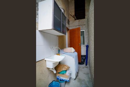 Casa para alugar com 58m², 2 quartos e 2 vagasÁrea de Serviço