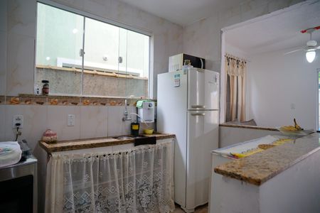 Casa para alugar com 58m², 2 quartos e 2 vagasCozinha