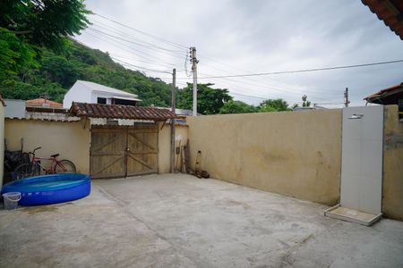 Casa para alugar com 58m², 2 quartos e 2 vagasQuintal