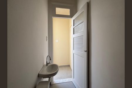 Apartamento para alugar com 56m², 1 quarto e sem vagaÁrea de serviço - banheiro