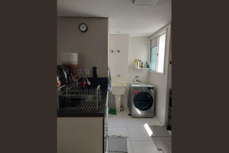 Apartamento para alugar com 70m², 3 quartos e 1 vagaÁrea de serviço