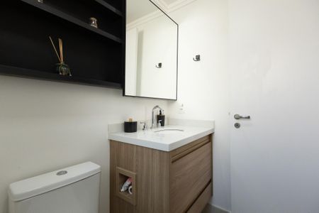 Apartamento para alugar com 64m², 2 quartos e 1 vaga Apartamento para alugar com 64m², 2 quartos e 1 vagaBanheiro da Suíte