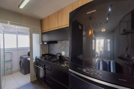 Apartamento para alugar com 64m², 2 quartos e 1 vaga Apartamento para alugar com 64m², 2 quartos e 1 vagaCozinha americana