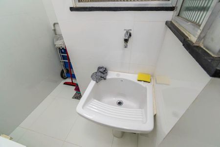 Apartamento à venda com 61m², 2 quartos e 1 vagaÁrea de Serviço