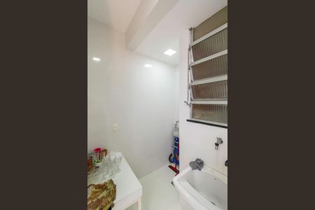 Apartamento à venda com 61m², 2 quartos e 1 vagaÁrea de Serviço