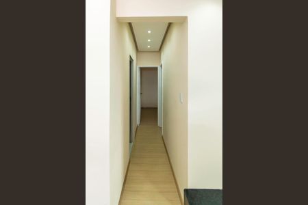 Sala de apartamento à venda com 2 quartos, 61m² em Olaria, Rio de Janeiro