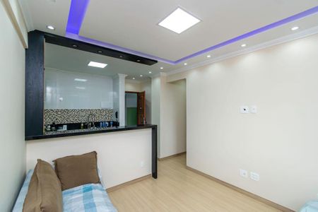Sala de apartamento à venda com 2 quartos, 61m² em Olaria, Rio de Janeiro