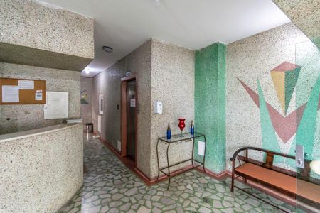 Apartamento à venda com 61m², 2 quartos e 1 vagaÁrea comum - Hall da entrada e elevador