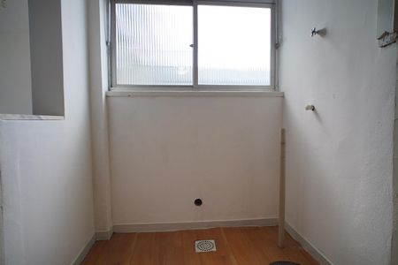 Apartamento à venda com 32m², 1 quarto e sem vagaÁrea  de serviço 