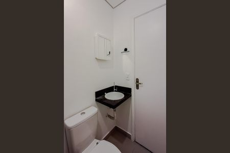Studio para alugar com 30m², 1 quarto e sem vaga Studio para alugar com 30m², 1 quarto e sem vagaBanheiro