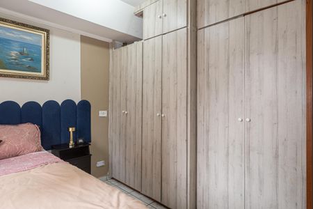 Apartamento à venda com 32m², 1 quarto e 1 vagaQuarto