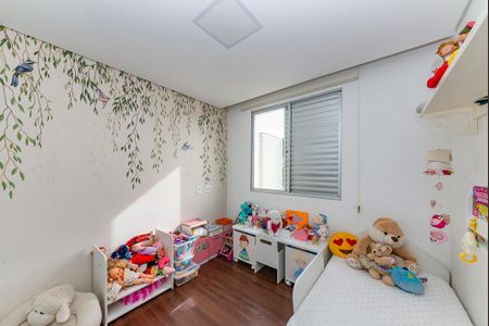 Apartamento à venda com 112m², 3 quartos e 3 vagasQuarto 2