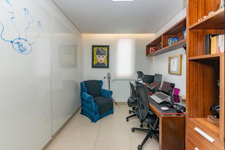 Apartamento à venda com 112m², 3 quartos e 3 vagasEscritório