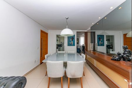 Apartamento à venda com 112m², 3 quartos e 3 vagasSala