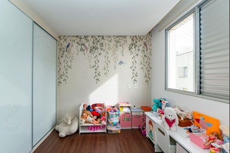 Apartamento à venda com 112m², 3 quartos e 3 vagasQuarto 2