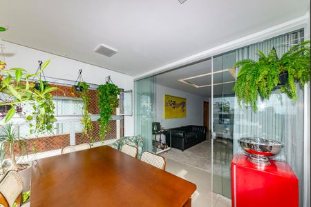 Apartamento à venda com 112m², 3 quartos e 3 vagasVaranda da Sala