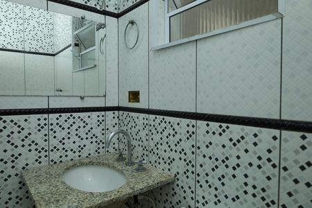 Casa para alugar com 80m², 4 quartos e 1 vagaBanheiro 2