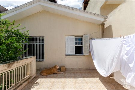 Casa à venda com 200m², 3 quartos e 1 vaga Casa à venda com 200m², 3 quartos e 1 vagaVaranda