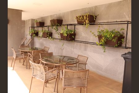 Apartamento para alugar com 61m², 2 quartos e 1 vagaÁrea comum