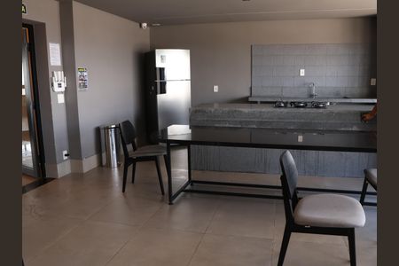 Apartamento para alugar com 61m², 2 quartos e 1 vagaÁrea comum - Salão de festas