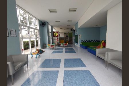 Apartamento à venda com 140m², 2 quartos e 3 vagas