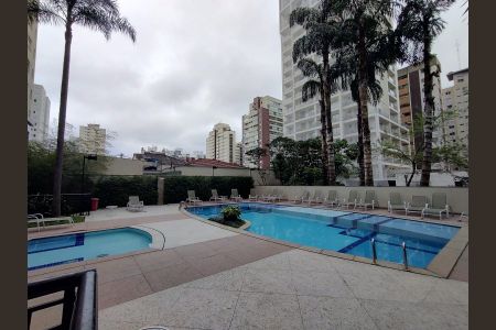 Apartamento à venda com 140m², 2 quartos e 3 vagas