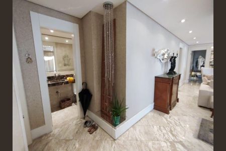 Apartamento à venda com 140m², 2 quartos e 3 vagas