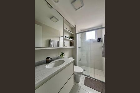 Apartamento à venda com 82m², 3 quartos e 1 vagaBanheiro da suíte