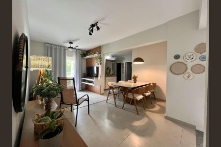 Apartamento à venda com 82m², 3 quartos e 1 vagaSala
