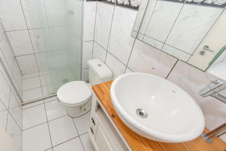 Casa de condomínio para alugar com 61m², 2 quartos e 1 vagaBanheiro 