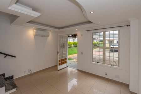 Casa de condomínio para alugar com 61m², 2 quartos e 1 vagaSala de Estar