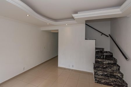 Sala de Estar de casa de condomínio para alugar com 2 quartos, 61m² em Parque Villa Flores, Sumaré